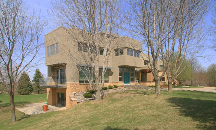 701 Buckwalter, Sioux City